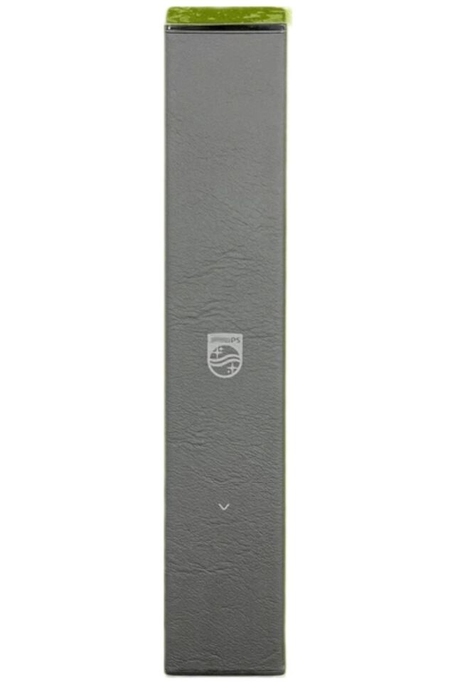  Gri̇